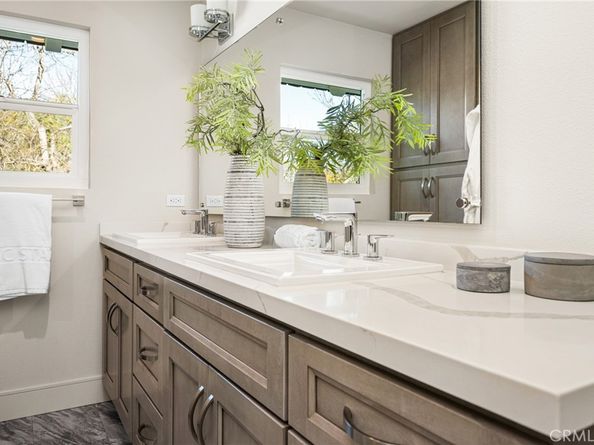 11 Thunder Trail 6, Irvine CA 92614