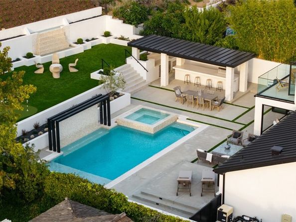 919 Sandcastle Drive, Corona Del Mar CA 92625