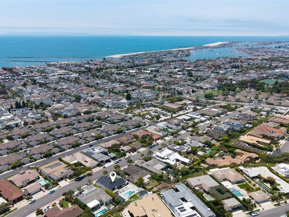 919 Sandcastle Drive, Corona Del Mar CA 92625