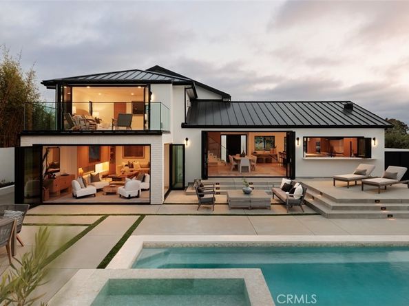 919 Sandcastle Drive, Corona Del Mar CA 92625