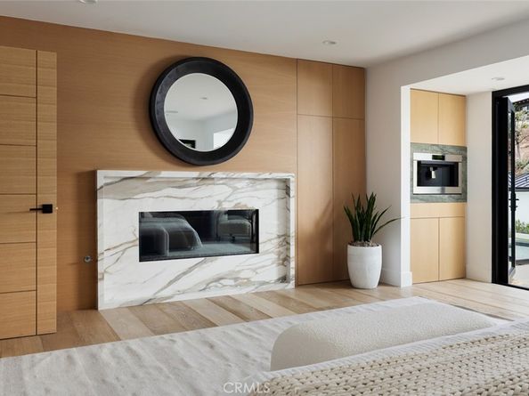 919 Sandcastle Drive, Corona Del Mar CA 92625