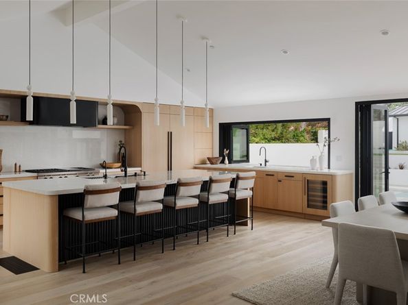 919 Sandcastle Drive, Corona Del Mar CA 92625