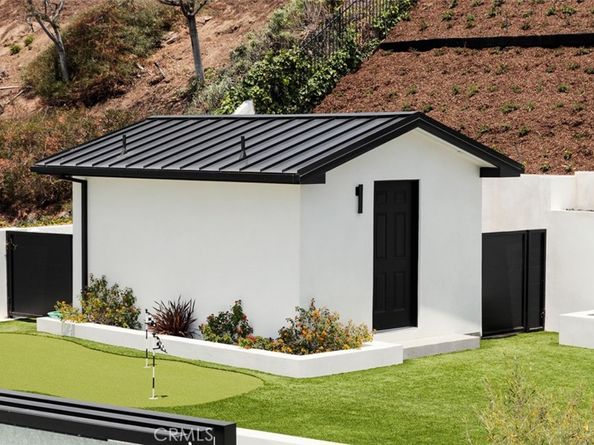 919 Sandcastle Drive, Corona Del Mar CA 92625