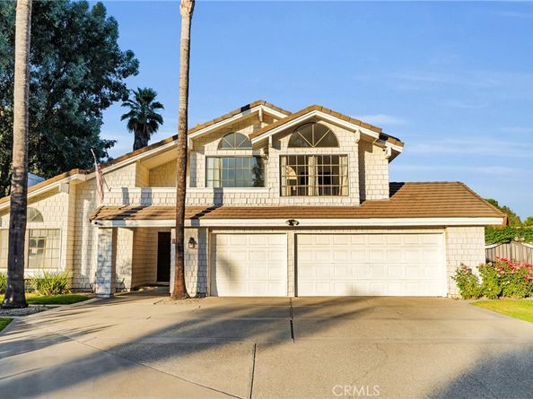 1549 Hillcrest Drive, Pomona CA 91768