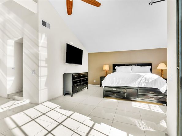 1549 Hillcrest Drive, Pomona CA 91768