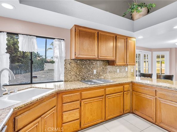 1549 Hillcrest Drive, Pomona CA 91768