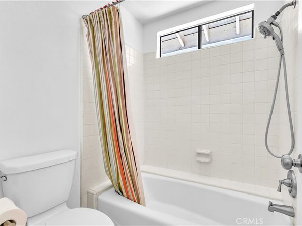 1549 Hillcrest Drive, Pomona CA 91768
