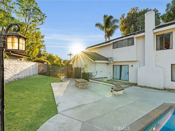 1549 Hillcrest Drive, Pomona CA 91768