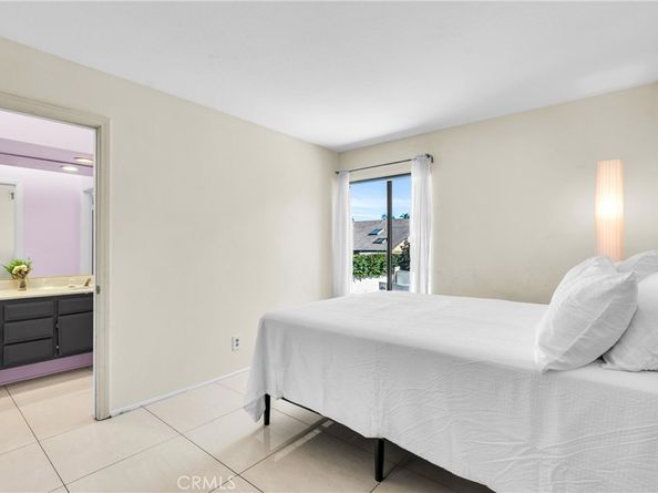 1549 Hillcrest Drive, Pomona CA 91768