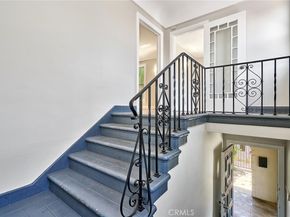6669 De Longpre Avenue, Los Angeles CA 90028