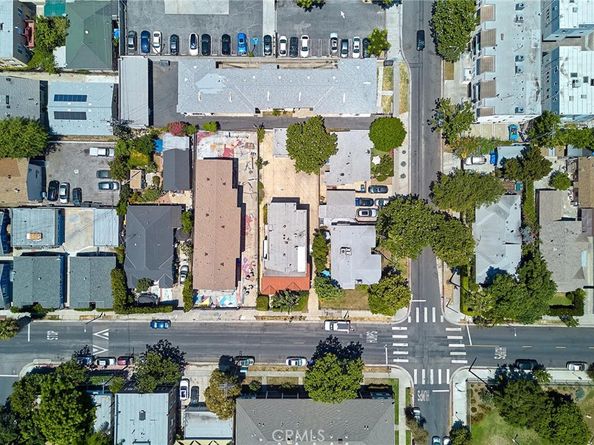 6669 De Longpre Avenue, Los Angeles CA 90028
