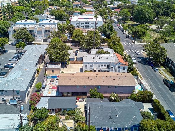 6669 De Longpre Avenue, Los Angeles CA 90028