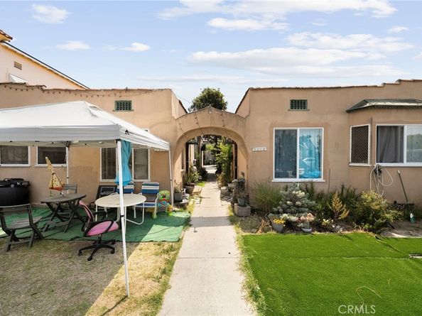 1216 S Mullen Avenue, Los Angeles CA 90019