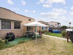 1216 S Mullen Avenue, Los Angeles CA 90019