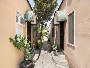 1216 S Mullen Avenue, Los Angeles CA 90019