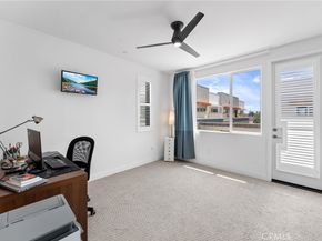206 Alamo Court, Long Beach CA 90802
