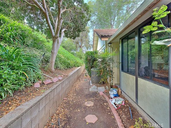 3077 Via Serena S B, Laguna Woods CA 92637