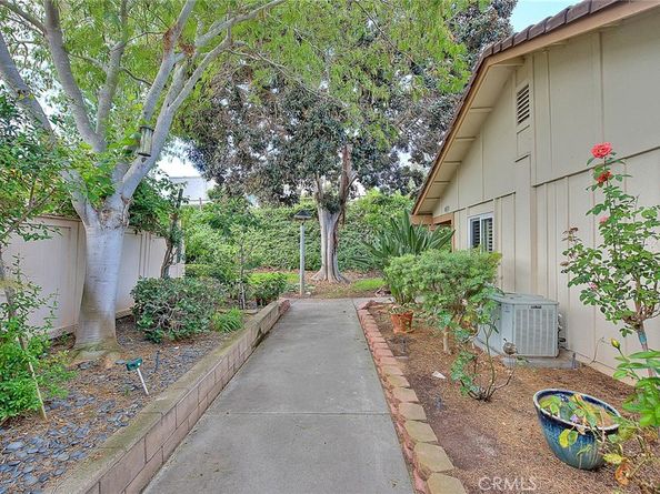 3077 Via Serena S B, Laguna Woods CA 92637