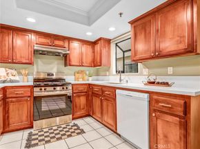 25 Palmetto Drive E, Alhambra CA 91801