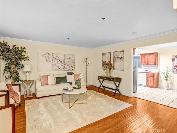 25 Palmetto Drive E, Alhambra CA 91801