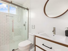 59 S Meridith Avenue, Pasadena CA 91106