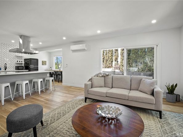 59 S Meridith Avenue, Pasadena CA 91106