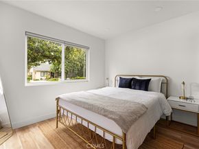 59 S Meridith Avenue, Pasadena CA 91106