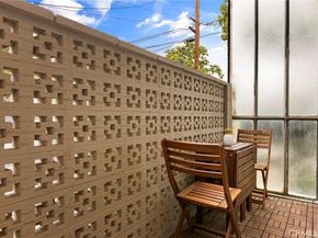 59 S Meridith Avenue, Pasadena CA 91106