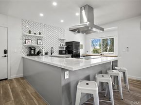 59 S Meridith Avenue, Pasadena CA 91106