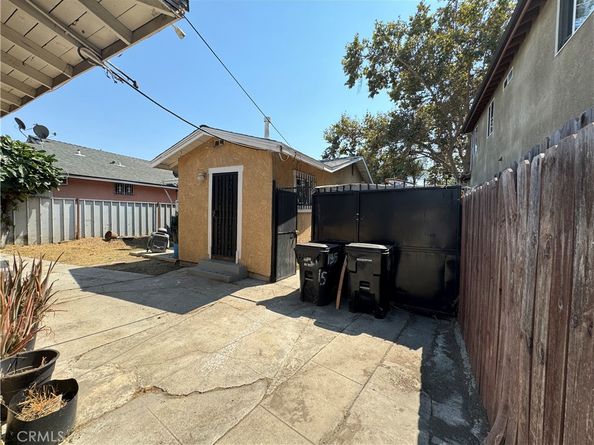 153 W 89th Street, Los Angeles CA 90003