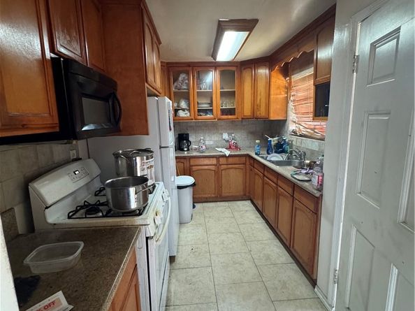 153 W 89th Street, Los Angeles CA 90003