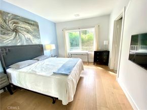 1664 Sunset Plaza Drive, Los Angeles CA 90069