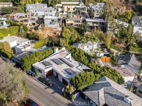 1664 Sunset Plaza Drive, Los Angeles CA 90069