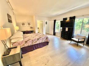 1664 Sunset Plaza Drive, Los Angeles CA 90069