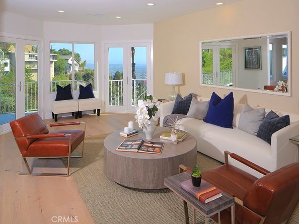 1664 Sunset Plaza Drive, Los Angeles CA 90069