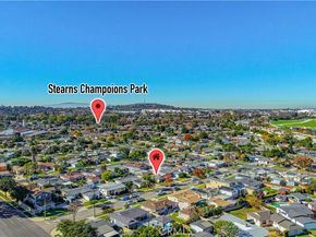 2425 Heather Avenue, Long Beach CA 90815