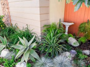 2425 Heather Avenue, Long Beach CA 90815