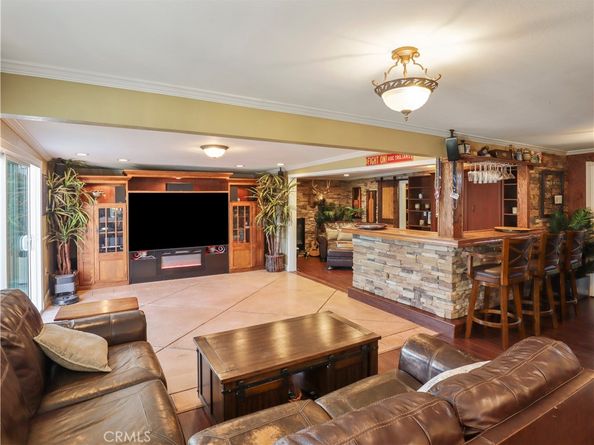 2425 Heather Avenue, Long Beach CA 90815