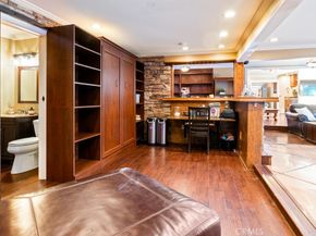 2425 Heather Avenue, Long Beach CA 90815