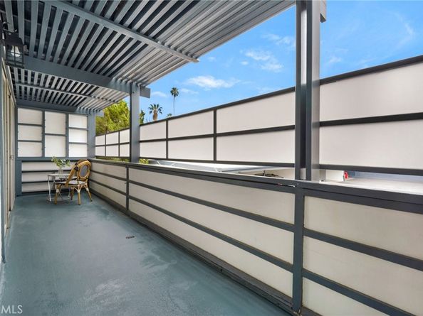 835 S Orange Grove Boulevard, Pasadena CA 91105