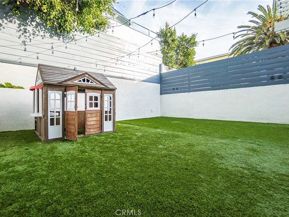 1742 Dixon Street, Redondo Beach CA 90278