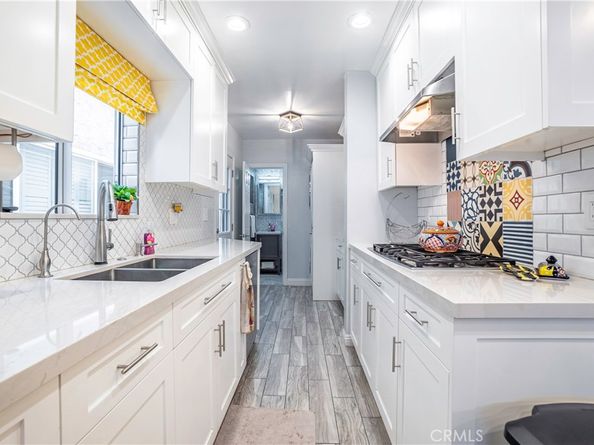 1742 Dixon Street, Redondo Beach CA 90278