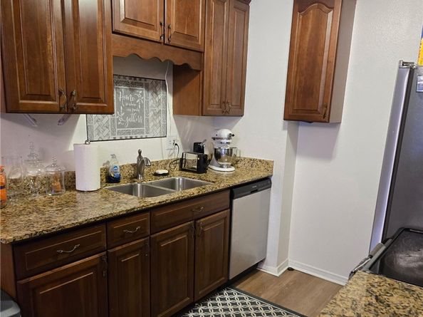 756 N Inglewood Avenue 22, Inglewood CA 90302