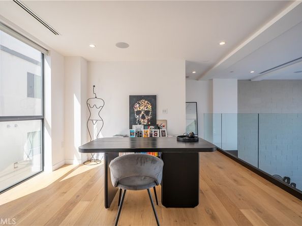 3855 S Centinela, Los Angeles CA 90066