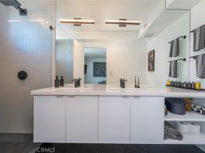 3855 S Centinela, Los Angeles CA 90066