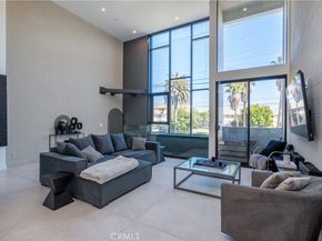 3855 S Centinela, Los Angeles CA 90066