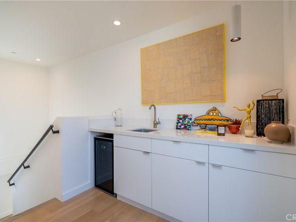 3855 S Centinela, Los Angeles CA 90066