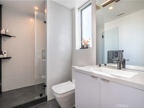 3855 S Centinela, Los Angeles CA 90066