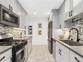 1940 N Highland Avenue 54, Los Angeles CA 90068