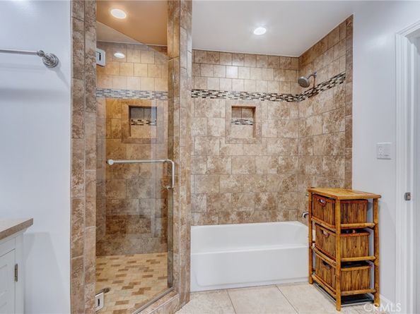 5617 Glenford, Los Angeles CA 90008